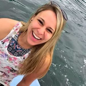 Meet your Posher, Joanie